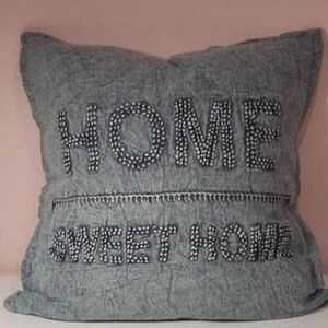 Home Sweet Home decorative pillow and cover